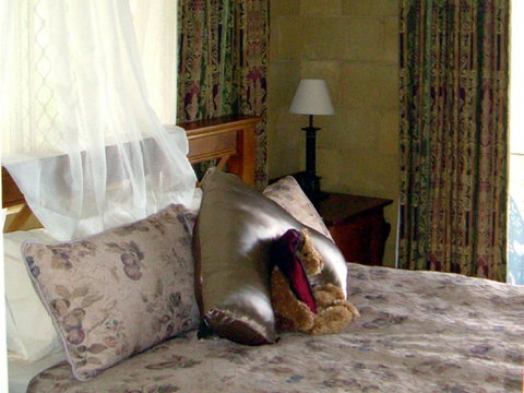 Wallaby Ridge Retreat - Accommodation Nelson Bay 3