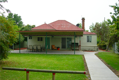 Woodies Cottage - Accommodation Nelson Bay 5