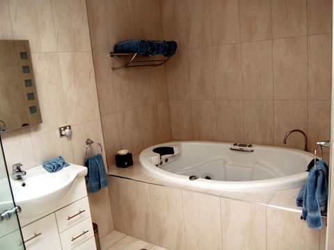 Yankalilla Bay Homestead B&B - Accommodation Nelson Bay 2