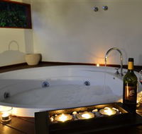 Hidden Valley Forest Retreat - Accommodation Nelson Bay