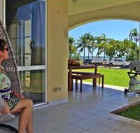 Absolute Beachfront Apartment - Accommodation Nelson Bay