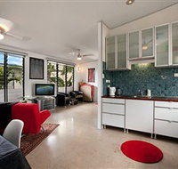 Beachside Tropical Retreat - Accommodation Nelson Bay