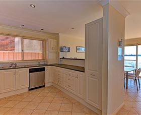 Luxury Waterfront House - Accommodation Nelson Bay 1