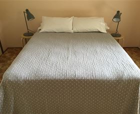 Narrawallee Holiday House - Accommodation Nelson Bay 1