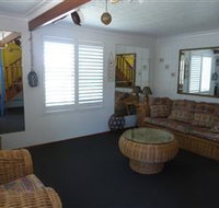 Sails Beach House Apartment Pottsville - Accommodation Nelson Bay