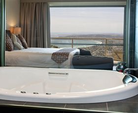 Arthurs Views - Accommodation Nelson Bay 3