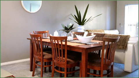 Churchill Apartments - Accommodation Nelson Bay 2
