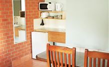 Catalina Motel Lake Macquarie - Toronto - Accommodation Nelson Bay 2
