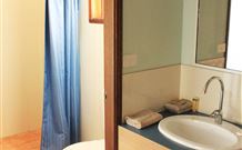Catalina Motel Lake Macquarie - Toronto - Accommodation Nelson Bay 3