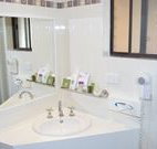 Hilltops Retreat Motor Inn - Young - Accommodation Nelson Bay