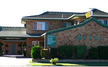 Squatters Homestead Motel - Casino - Accommodation Nelson Bay 0