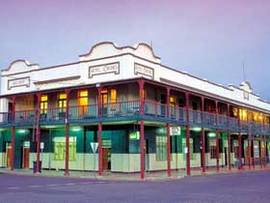 Hotel Corones - Accommodation Nelson Bay 0