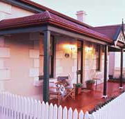 Eliza Cottage - Accommodation Nelson Bay