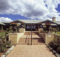 Harrigan's Irish Pub and Accommodation - Accommodation Nelson Bay