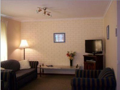 Anchor Bell Holiday Apartments - Accommodation Nelson Bay 0