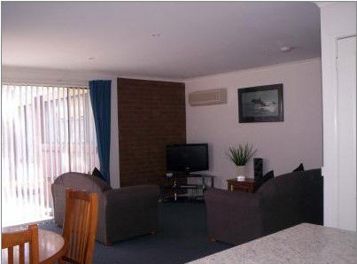 Anchor Bell Holiday Apartments - Accommodation Nelson Bay 1