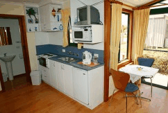 Beach Retreat Tourist Park - Accommodation Nelson Bay 4