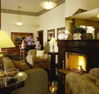 Royal Exchange Hotel - Accommodation Nelson Bay