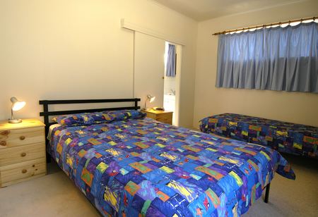 Island Coastal Units - Accommodation Nelson Bay 2