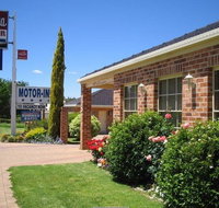Aalana Motor Inn