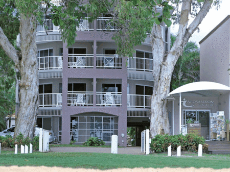 Coral Horizons Beachfront Apartments - Accommodation Nelson Bay