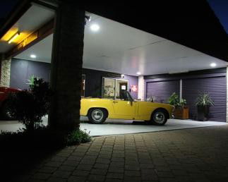 Avlon Gardens Motel - Accommodation Nelson Bay 2