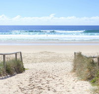 Golden Riviera Beach Resort - Accommodation Nelson Bay