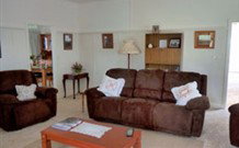 Brushgrove - Nelson Bay Accommodation.com 1