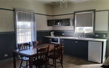 Wagga Wagga Country Cottages - - Accommodation Nelson Bay 6