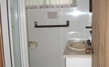 Eco Huts - Jervis Bay Getaways - Accommodation Nelson Bay 5
