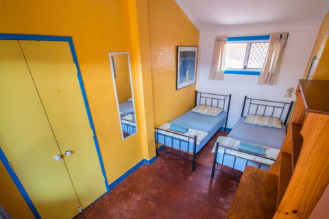 Port Macquarie YHA - Ozzie Pozzie Backpackers - Accommodation Nelson Bay 3