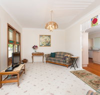 Cranford Waterfront Cottage - Accommodation Nelson Bay