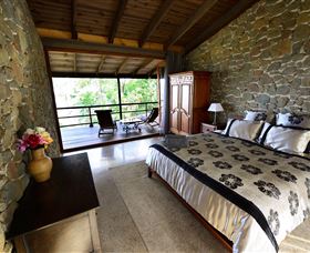 The Stonehouse Retreat - Accommodation Nelson Bay 0