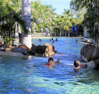 Aussie Outback Oasis Cabin and Van Village - Accommodation Nelson Bay