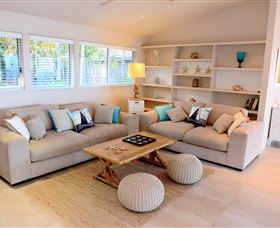 Zilzie Beach House - Accommodation Nelson Bay 3
