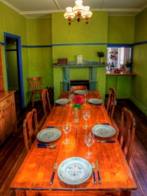 M.J Yurts Ballandean - Nelsons Bay Accommodation 2