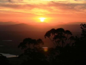 Avocado Sunset Bed And Breakfast - Accommodation Nelson Bay 1