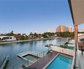 Xanadu Waterfront Elite Holiday Home - Nelson Bay Accommodation.com 1