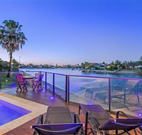 Kurrawa Cove at Vogue Holiday Homes - Accommodation Nelson Bay