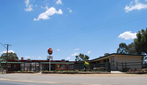 Illabo Hotel - Accommodation Nelson Bay 1
