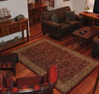 The Pommy Tree Bed and Breakfast - Accommodation Nelson Bay