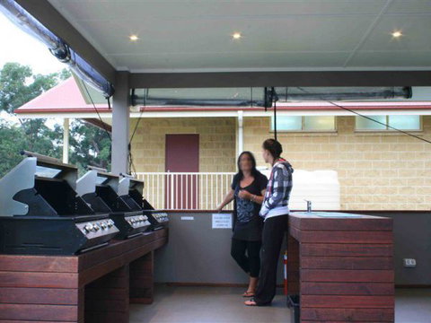Lake Conjola Waterfront Holiday Park - Accommodation Nelson Bay 6