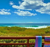 Surfside on Mollymook Beach - Accommodation Nelson Bay