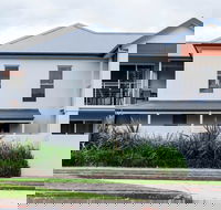 Stay Bathurst - Accommodation Nelson Bay