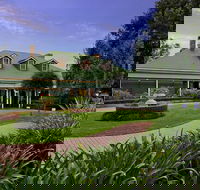 The Guest House - Accommodation Nelson Bay