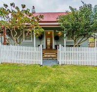 Hindmarsh Park Holiday Cottage - Accommodation Nelson Bay