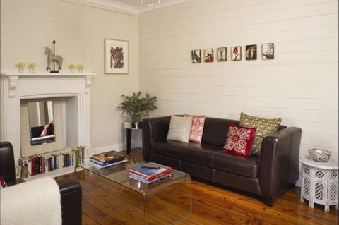The Cedars - Accommodation Nelson Bay 1