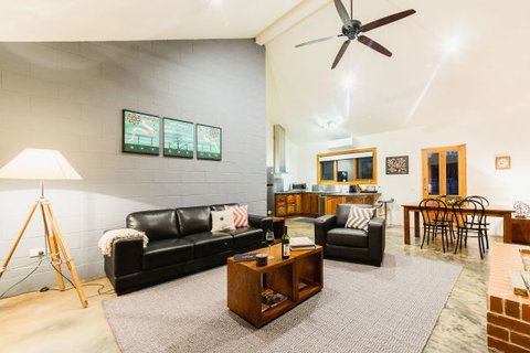 Alpine Edge Accommodation - Accommodation Nelson Bay 0