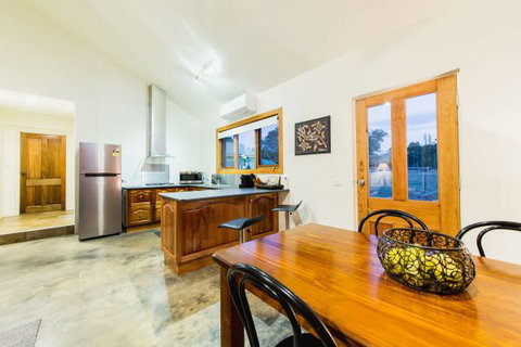 Alpine Edge Accommodation - Accommodation Nelson Bay 4