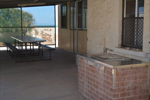 Point Lowly Lighthouse Cottages - Accommodation Nelson Bay 2